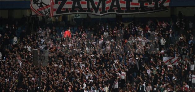 فيديو-|-انقسام-ومشادات-في-مدرجات-الزمالك-بعد-الخسارة-أمام-إنبي