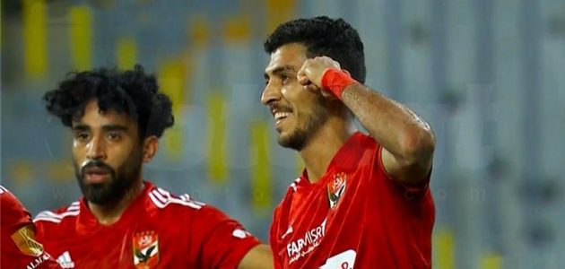 محمد-شريف:-كان-من-الضروري-تتويج-الأهلي-بالدوري-بعد-موسمين-من-فقدانه