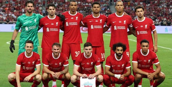 سلوت يعلن قائمة ليفربول في دوري أبطال أوروبا